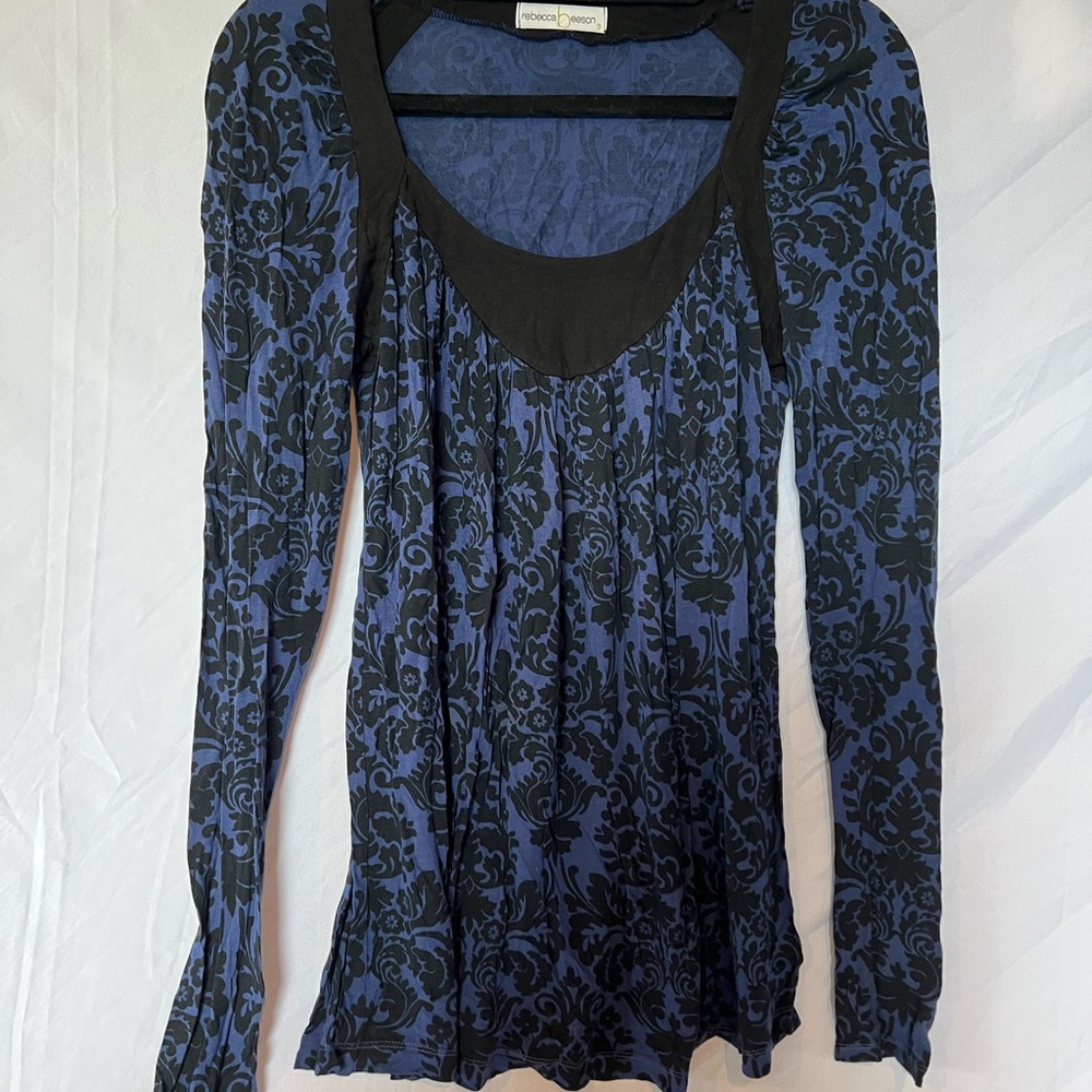 Rebecca Beeson Blue Fitted Pleated Blouse